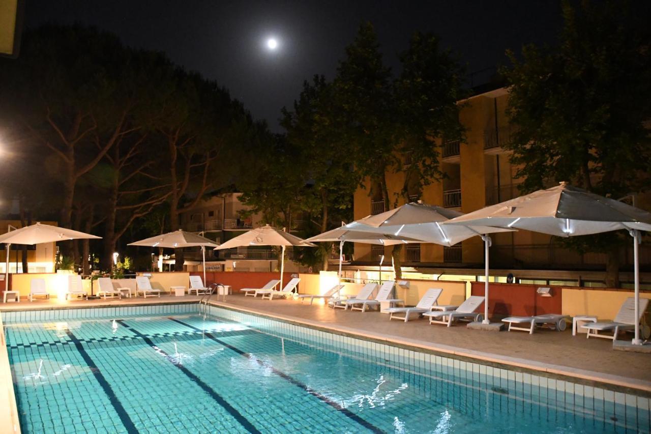 Elisabetta Hotel Cesenatico Εξωτερικό φωτογραφία
