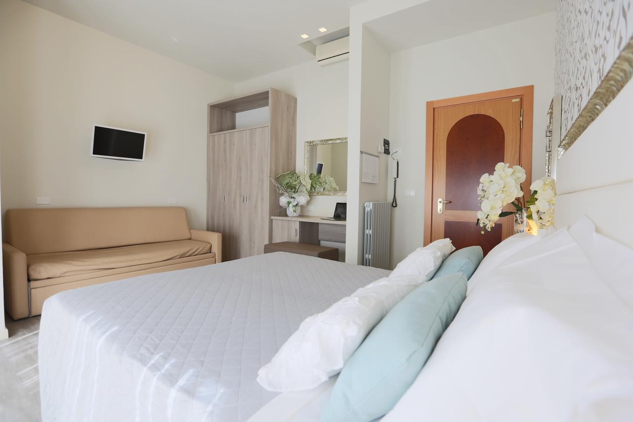 Elisabetta Hotel Cesenatico Εξωτερικό φωτογραφία