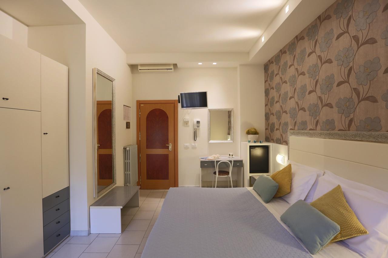 Elisabetta Hotel Cesenatico Εξωτερικό φωτογραφία